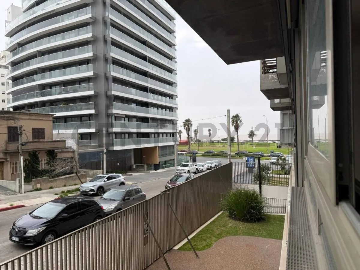 Departamento de 2 dormitorios en Venta en Punta Carretas, Montevideo