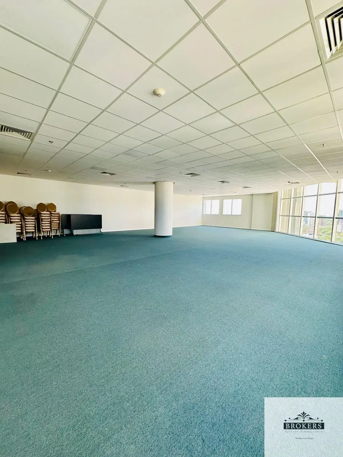 Office of 240m² for Rent in Ycuá Satí, Asunción - Image 5
