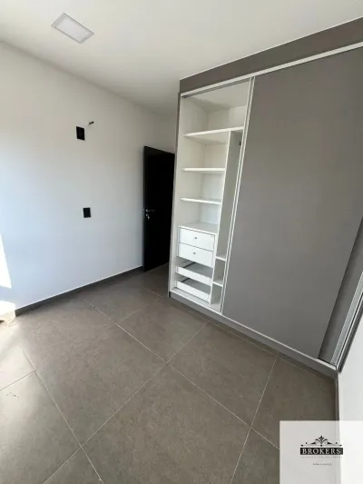 Casa de 3 dormitorios en Venta en Laurelty, Luque