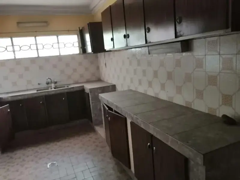 Casa de 4 quartos à Venda em Villa Morra, Assunção - Image 14