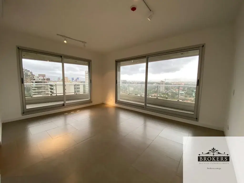 4-Bedroom Apartment for Sale in Mburucuyá, Asunción - Image 5