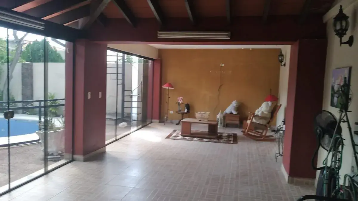 Casa de 5 dormitorios en Venta en Mburucuyá, Asunción - Image 8