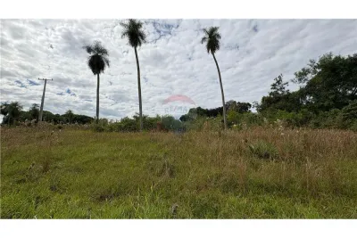 Terreno de 360m² en Venta en Julián Augusto Saldívar