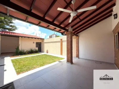 Casa de 3 dormitorios en Alquiler en Domingo Savio, Fernando de la Mora