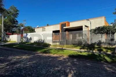 Casa de 3 dormitorios en Venta en Capiatá