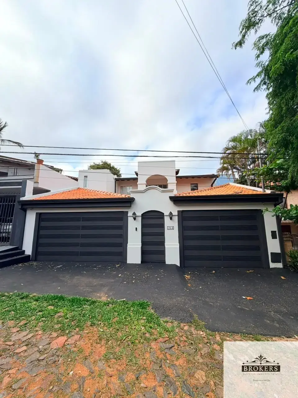 Casa de 3 dormitórios para Aluguel em Mburucuyá, Assunção - Image 3
