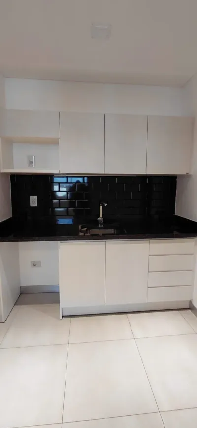 Oficina de 73.4m² en Alquiler en Manorá, Asunción