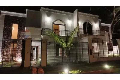 Casa de 2 dormitorios en Venta en Julián Augusto Saldívar