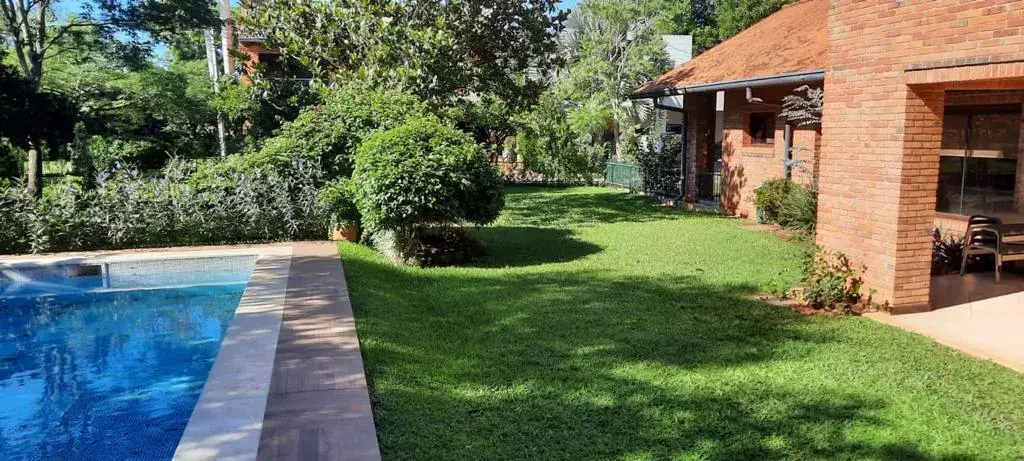 3-Bedroom House for Sale in Loma Merlo, Luque - Image 7