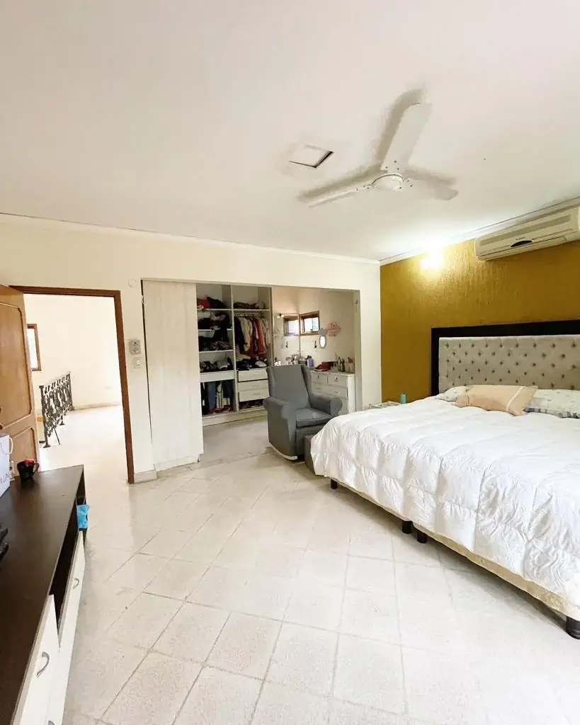Oferta de residencia con 700m2 de terreno en fdo de la mora - z/ sur - Image 5