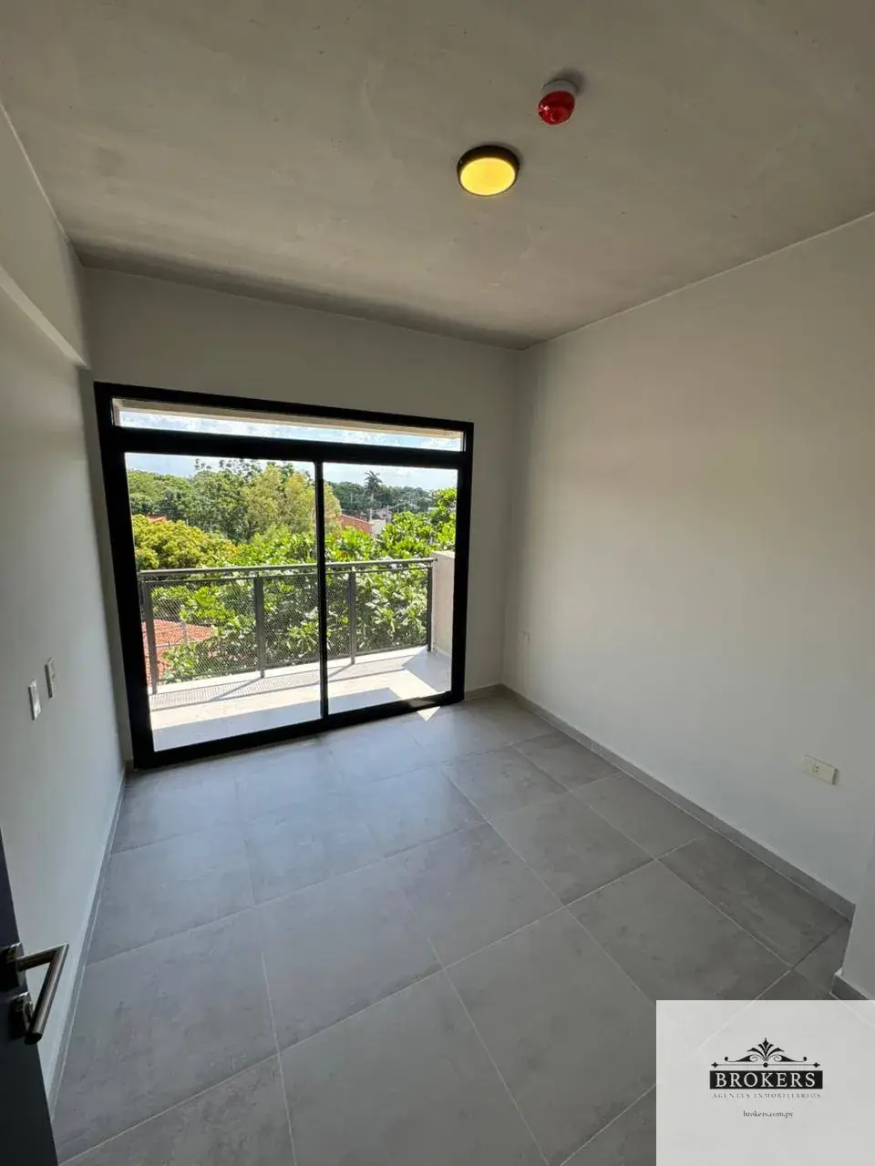 Departamento de 1 dormitorio en Venta en Laguna Grande, Fernando de la Mora - Image 8