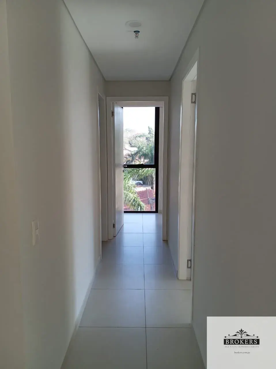 Departamento de 2 dormitorios en Venta en Ycuá Satí, Asunción - Image 17