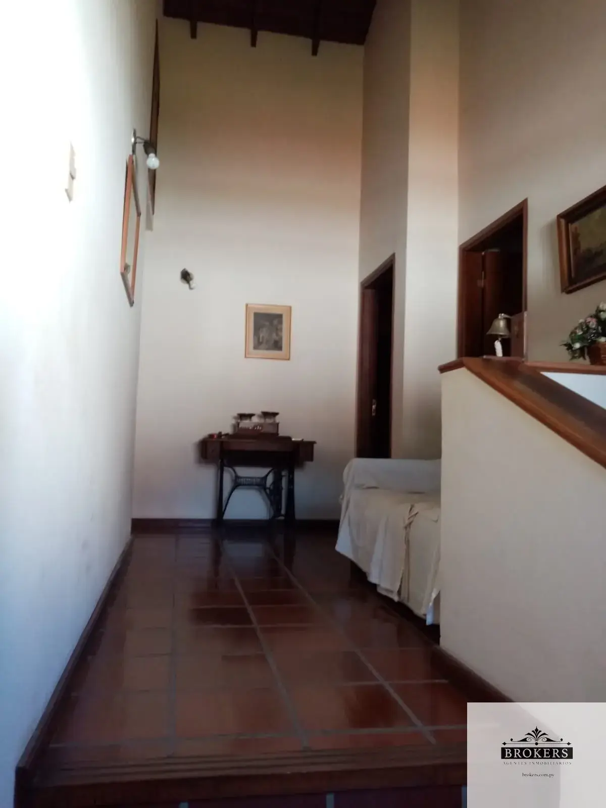 Casa de 4 dormitorios en Venta en Madame Lynch, Asunción - Image 13