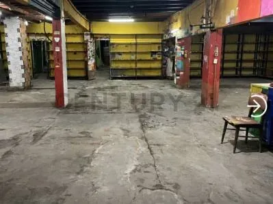 Local Comercial de 510m² en Venta en Doctor Francia, Asunción
