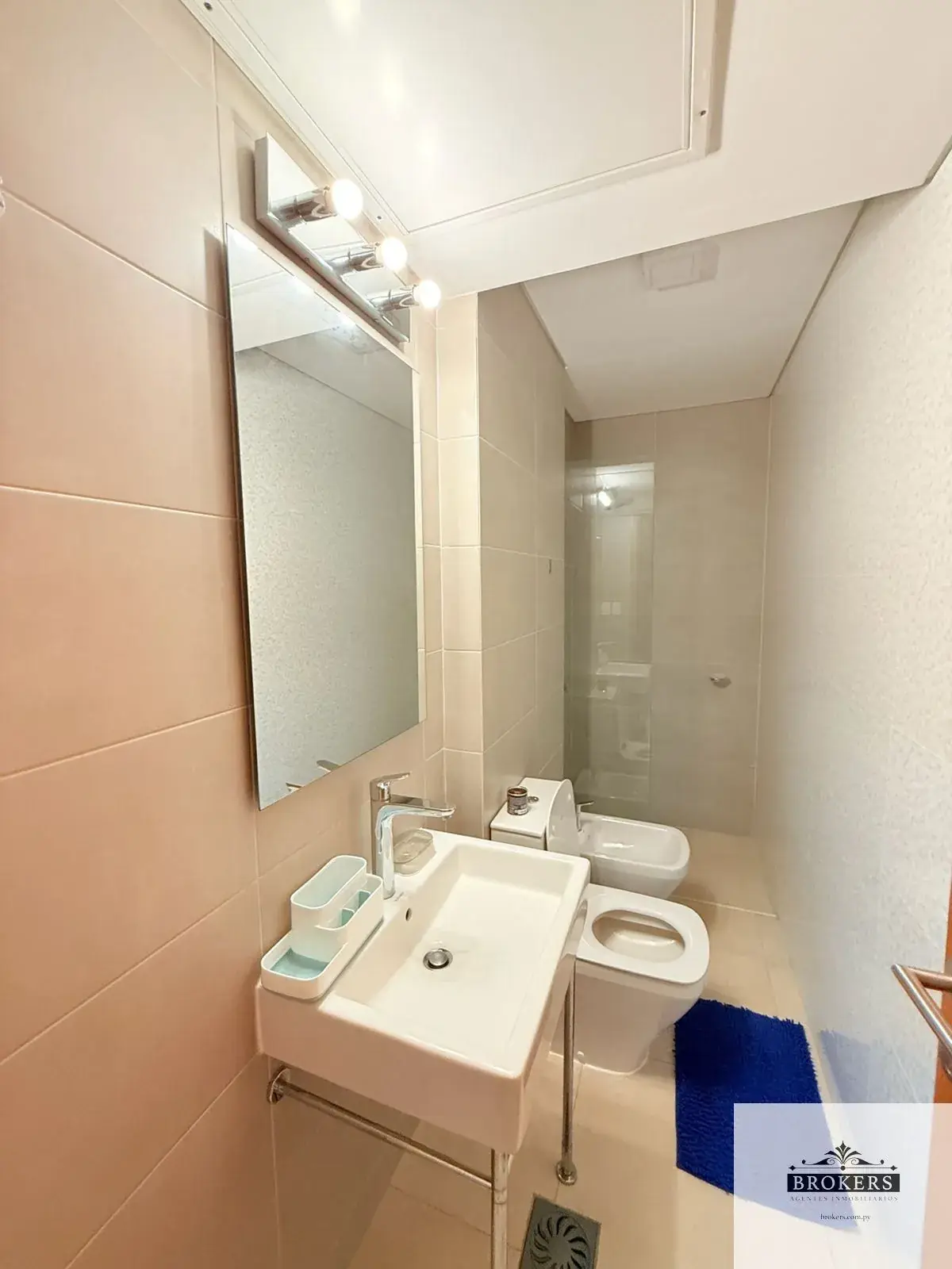 2-Bedroom Apartment for Rent in Ycuá Satí, Asunción - Image 5