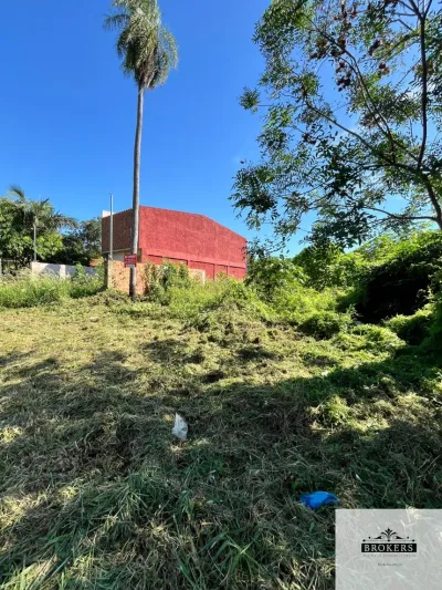 360m² Lot for Sale in Luque