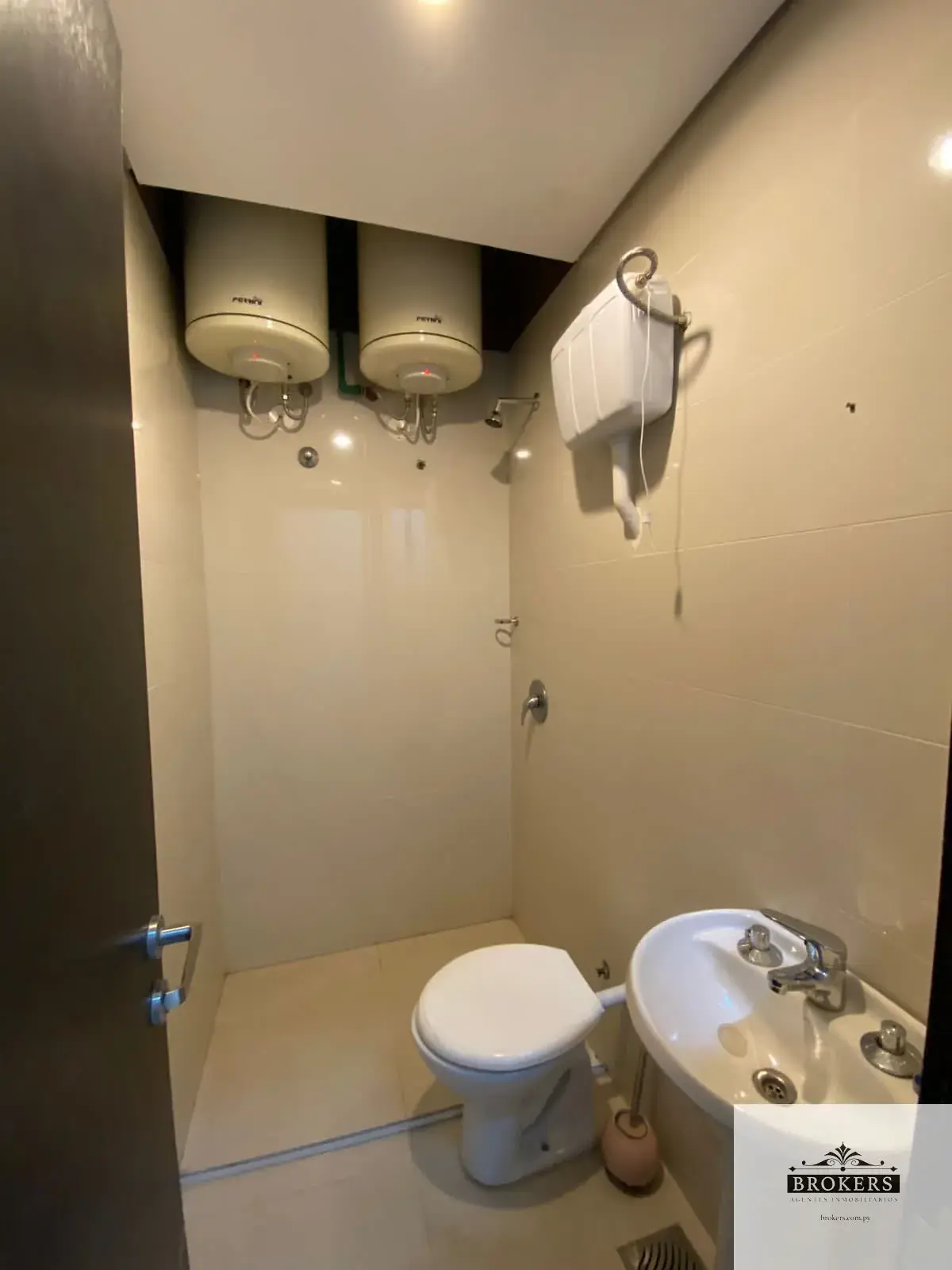 3-Bedroom Apartment for Sale in Jara, Asunción - Image 13