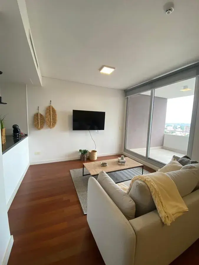 Departamento de 2 dormitorios en Venta en Ycuá Satí, Asunción - Image 2