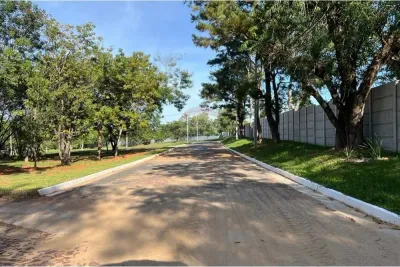 Terreno de 408m² en Venta en San Roque, Presidente Franco