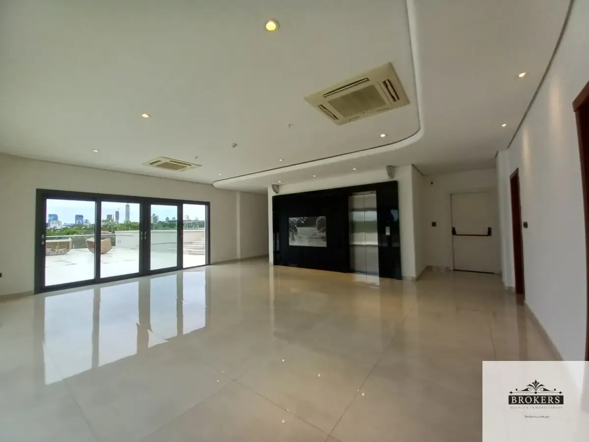 2-Bedroom Apartment for Rent in Madame Lynch, Asunción - Image 14