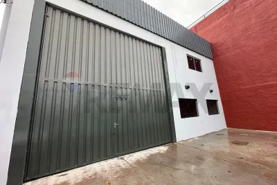 Local Comercial de 300m² en Alquiler en Central, Mariano Roque Alonso
