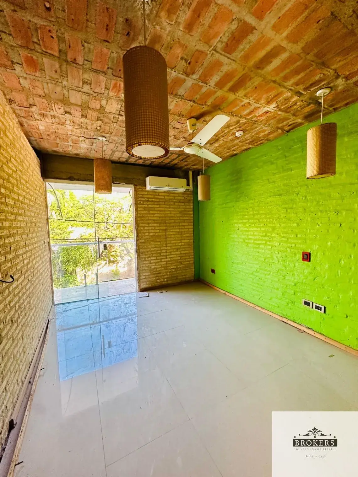 Office of 550m² for Rent in Mburucuyá, Asunción - Image 8