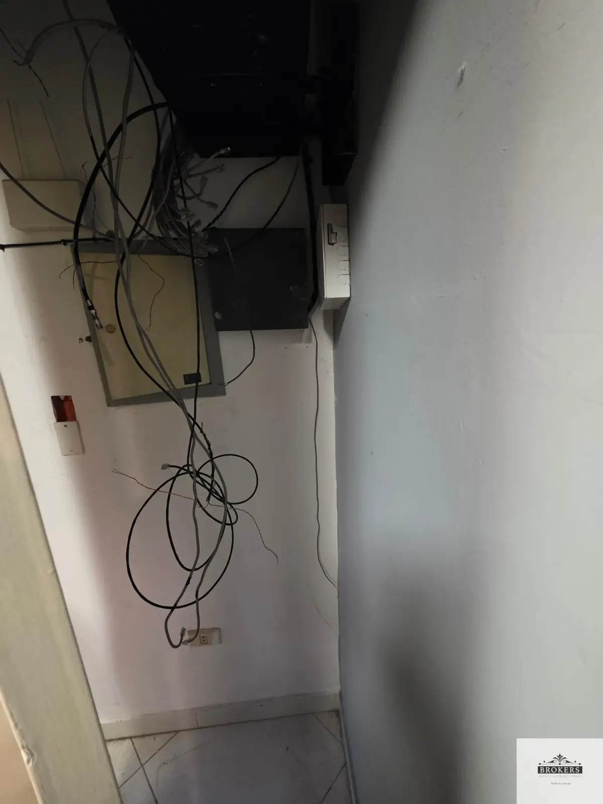 Local Comercial de 148m² en Alquiler en Recoleta, Asunción - Image 10