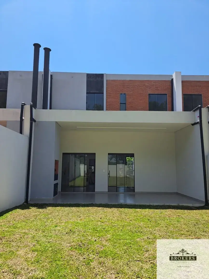 3-Bedroom House for Sale in Loma Merlo, Luque - Image 19