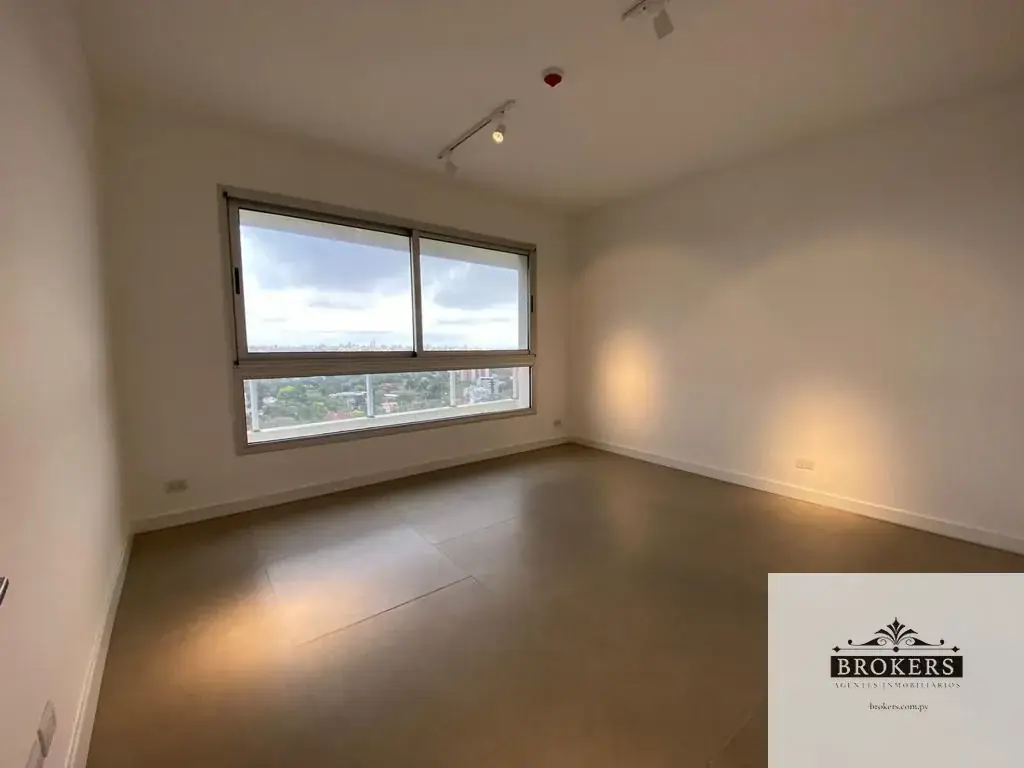4-Bedroom Apartment for Sale in Mburucuyá, Asunción - Image 11
