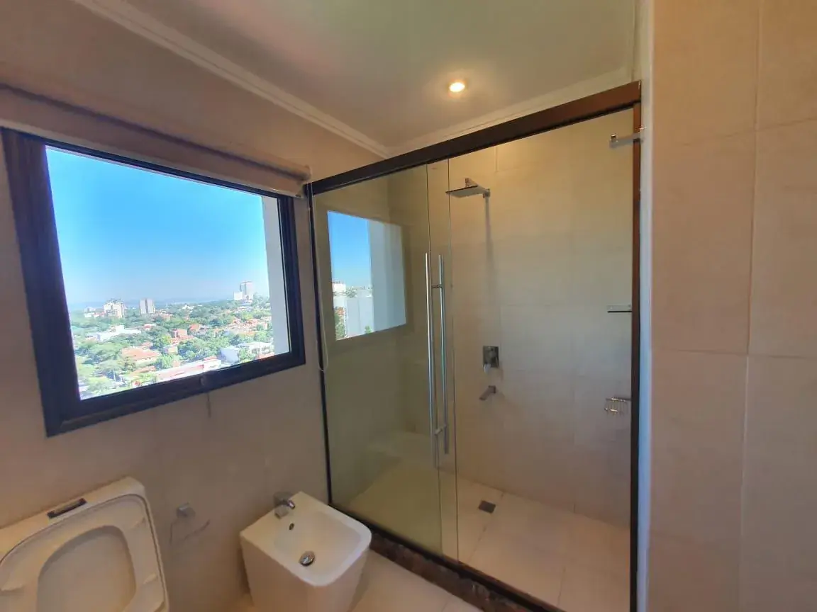 3-Bedroom Apartment for Sale in Carmelitas, Asunción - Image 16