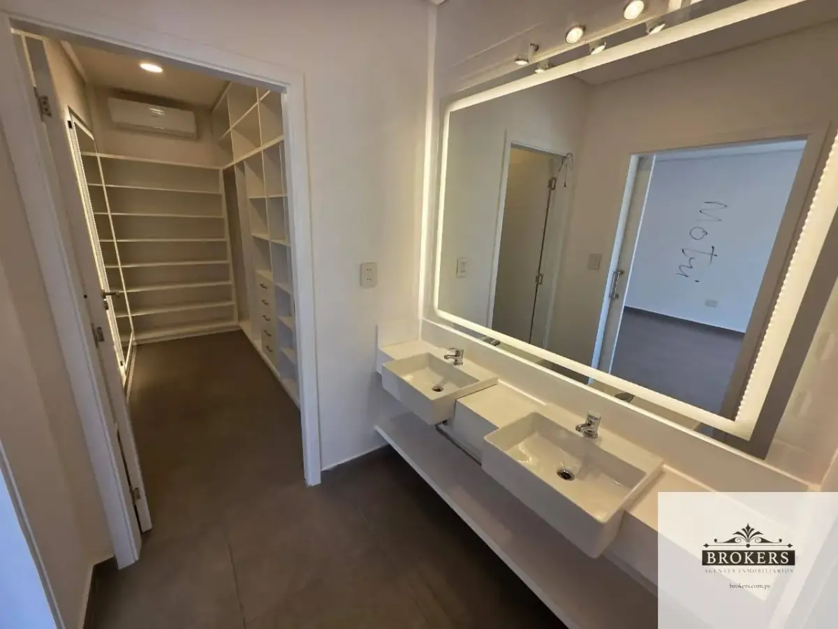 3-Bedroom House for Sale in Primer Barrio, Luque - Image 20