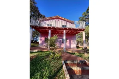 Casa de 4 dormitorios en Venta en Valle Pucú, Areguá