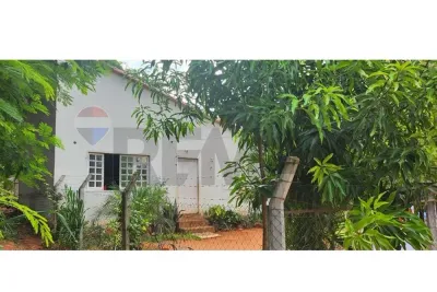 Casa de 3 dormitorios en Venta en Maramburé, Luque
