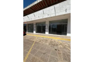 Local Comercial de 42m² en Alquiler en Casco Histórico San Lorenzo, San Lorenzo