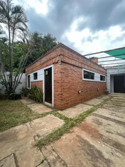 OFERTA casa en LOS LAURELES  Precio de Oferta: $ 210.000 270m2