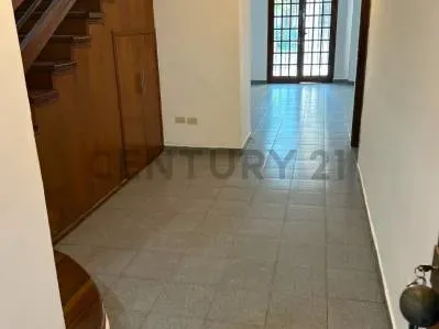 Casa de 2 dormitorios en Venta en Las Lomas (Carmelitas), Asunción