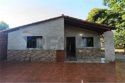 Casa de 2 dormitorios en Venta en Cañadita, Ñemby