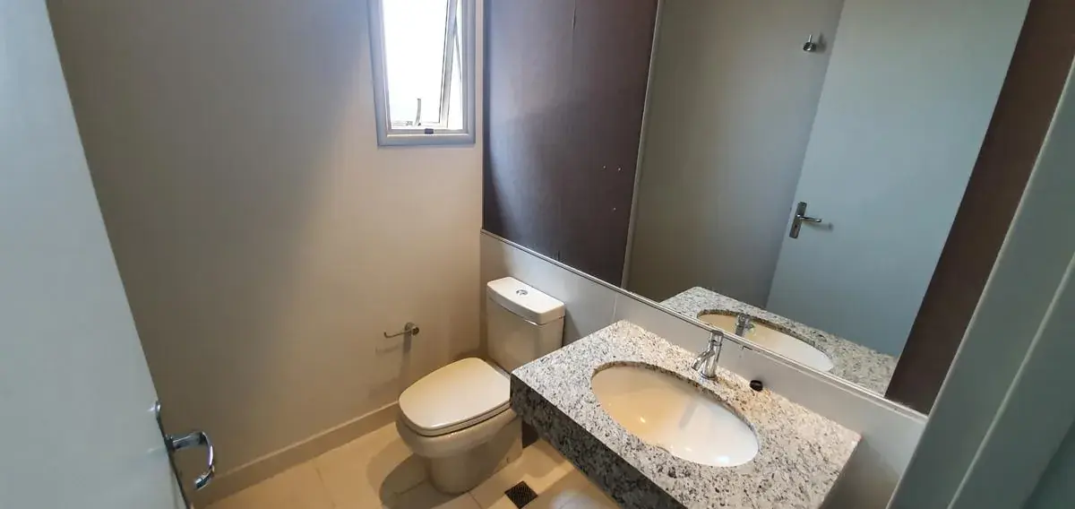Local Comercial de 94m² en Venta en Ycuá Satí, Asunción - Image 6