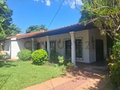 4-Bedroom House for Sale in San Antonio, Asunción