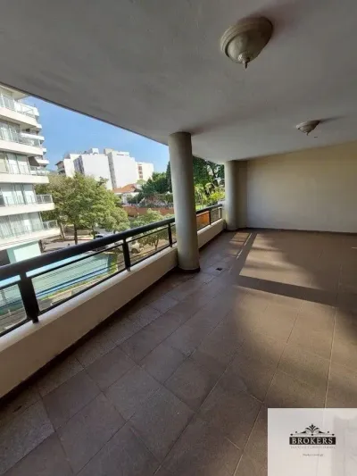 Departamento de 3 dormitorios en Alquiler en Las Mercedes, Lambaré