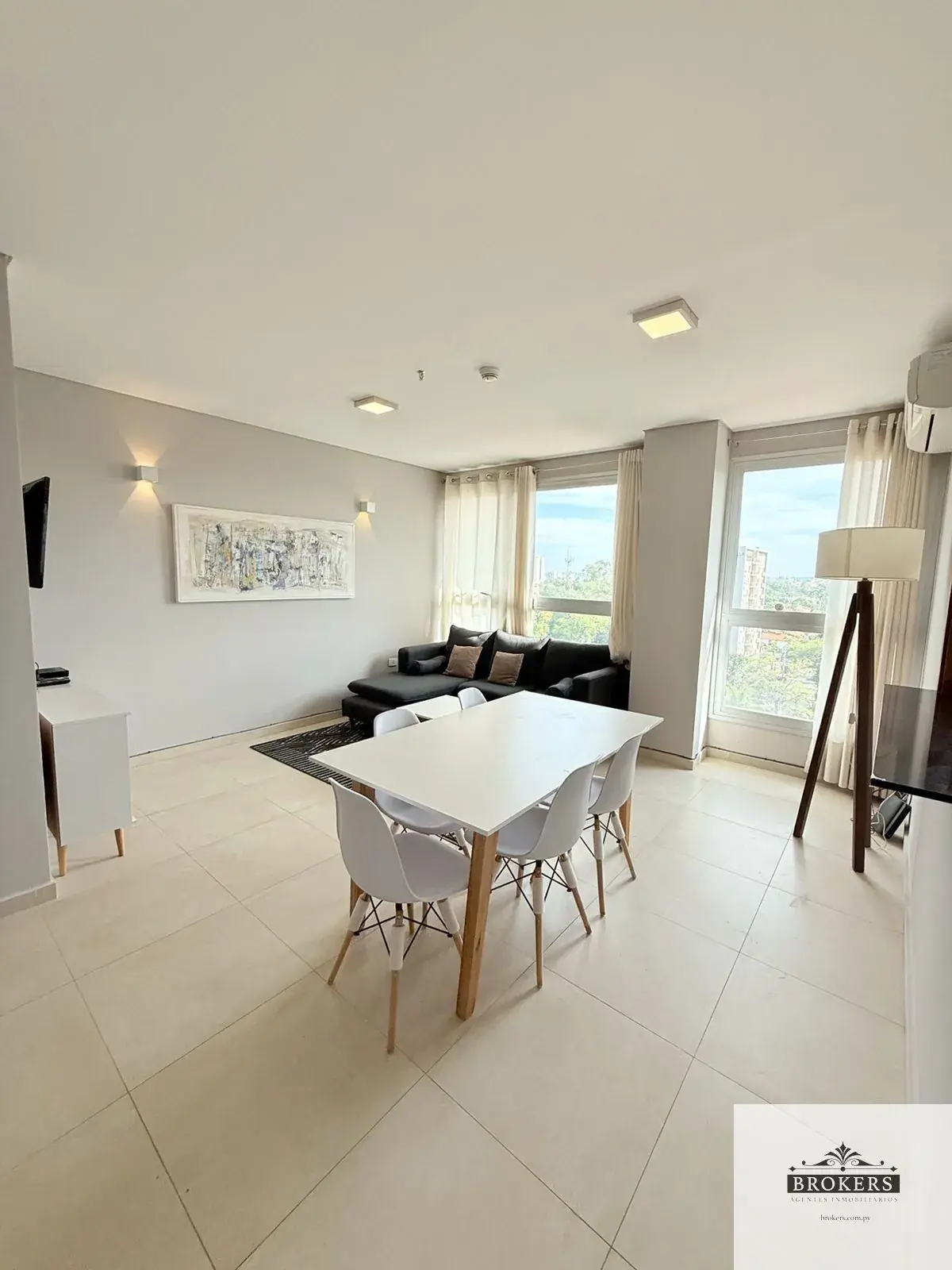 2-Bedroom Apartment for Rent in Ycuá Satí, Asunción - Image 3