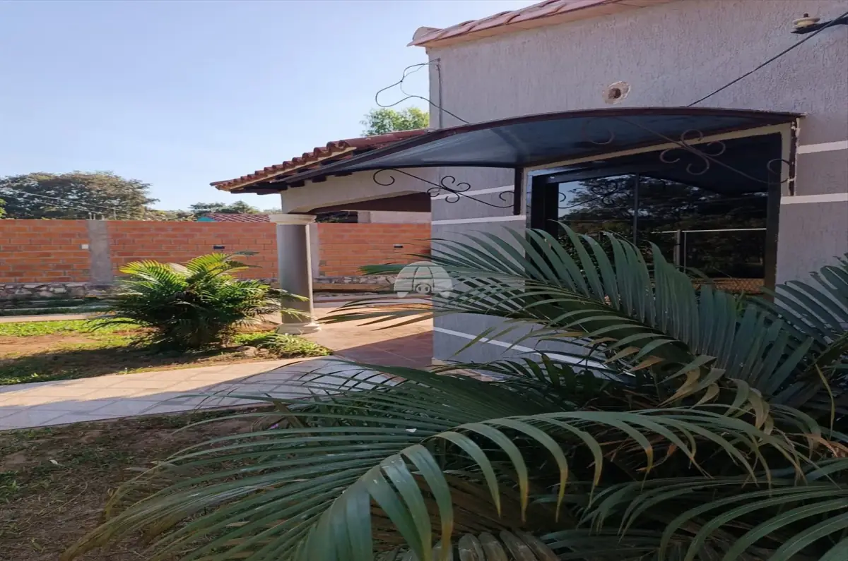 Casa de 2 dormitorios en Venta en Luque - Image 6