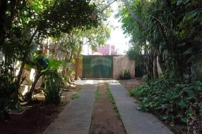 3-Bedroom House for Sale in Carlos Antonio López, Asunción