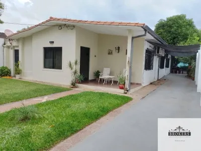 Casa de 4 dormitorios en Venta en Ytay, Asunción