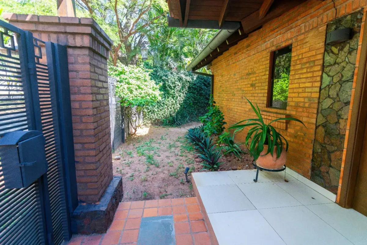 Casa de 2 dormitorios en Venta en Mcal. José Félix Estigarribia, Asunción - Image 9