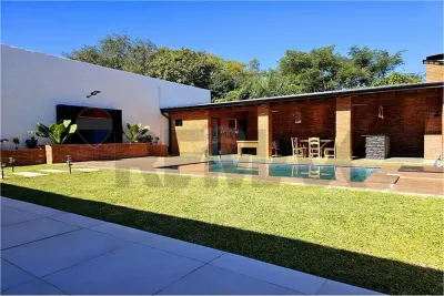 Casa de 5 dormitorios en Venta en San Bernardino