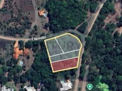 Terreno de 1,313m² en Venta en Surubi´i, Mariano Roque Alonso