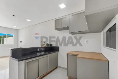 Casa de 2 dormitorios en Venta en Segundo Barrio, Luque