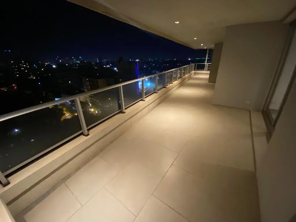 RENTAL, 2-Bedroom Apartment at PALACIO DE LOS PATOS, 167m², Asunción. - Image 3