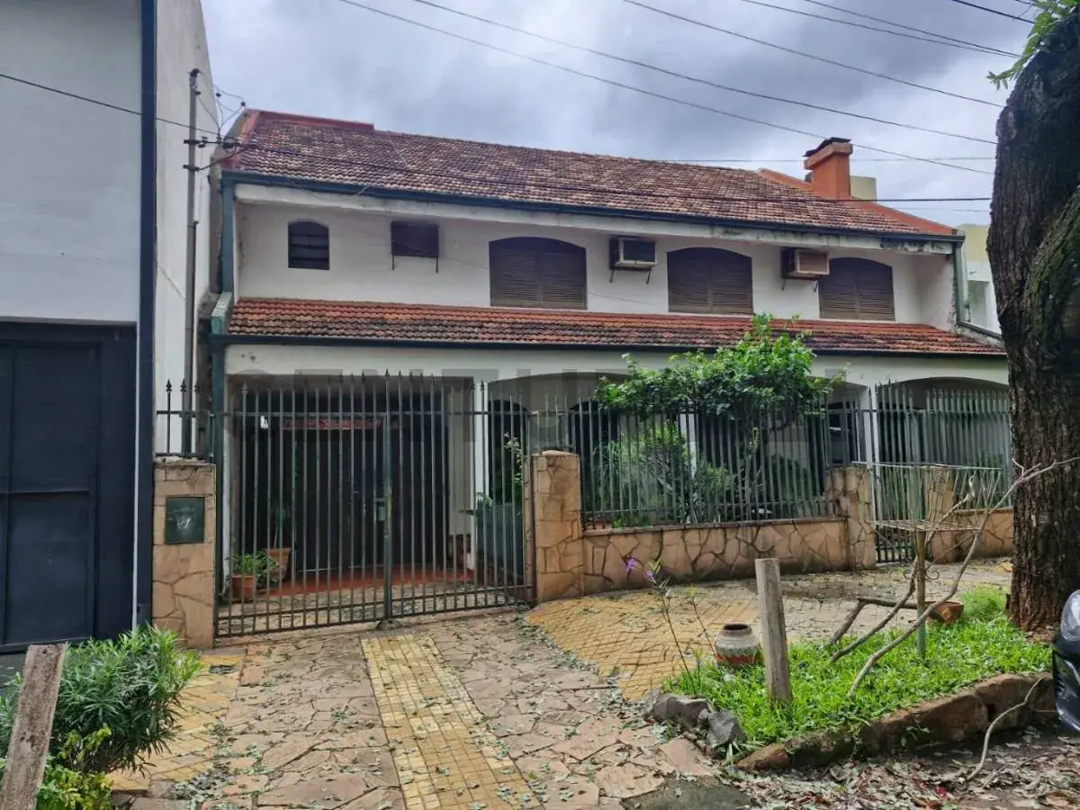 Casa de 6 quartos à venda em Recoleta, Assunção